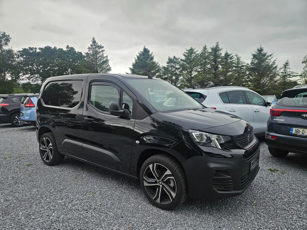 2021 Peugeot Partner