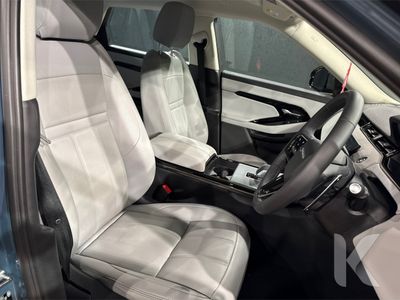 2025 Land Rover Range Rover Evoque