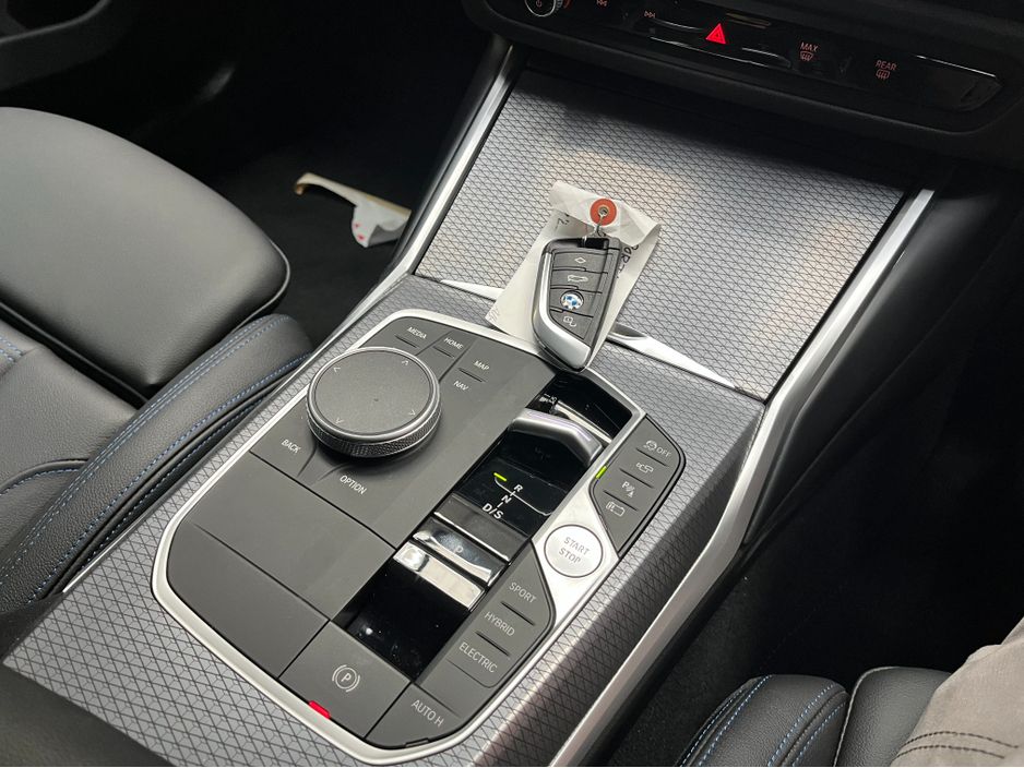 2025 BMW 3 Series