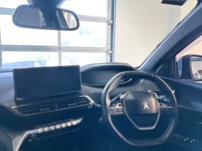 2024 Peugeot 5008