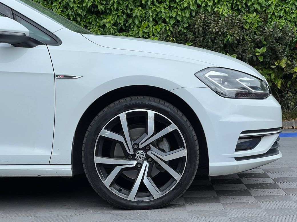 2017 Volkswagen Golf