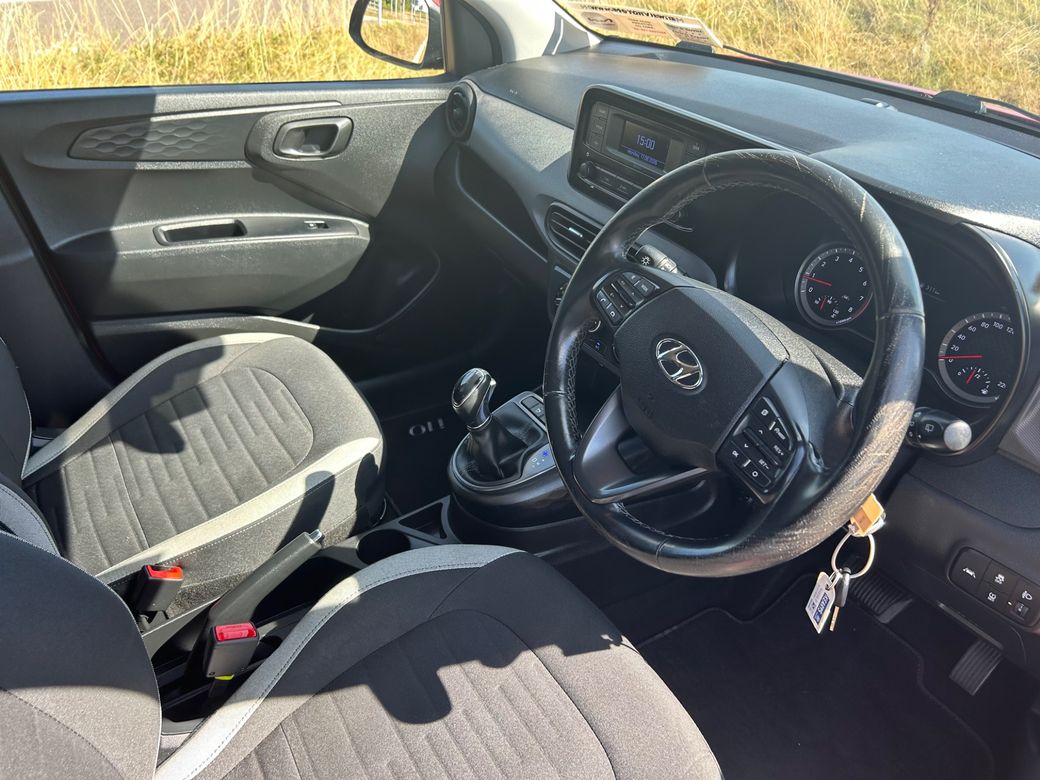 2022 Hyundai i10