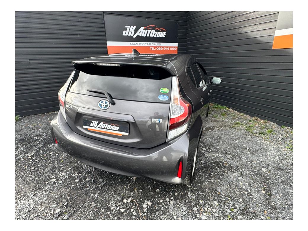 2015 Toyota Aqua