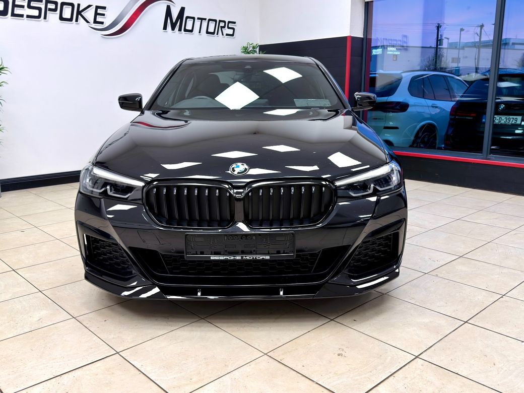 2023 BMW 520