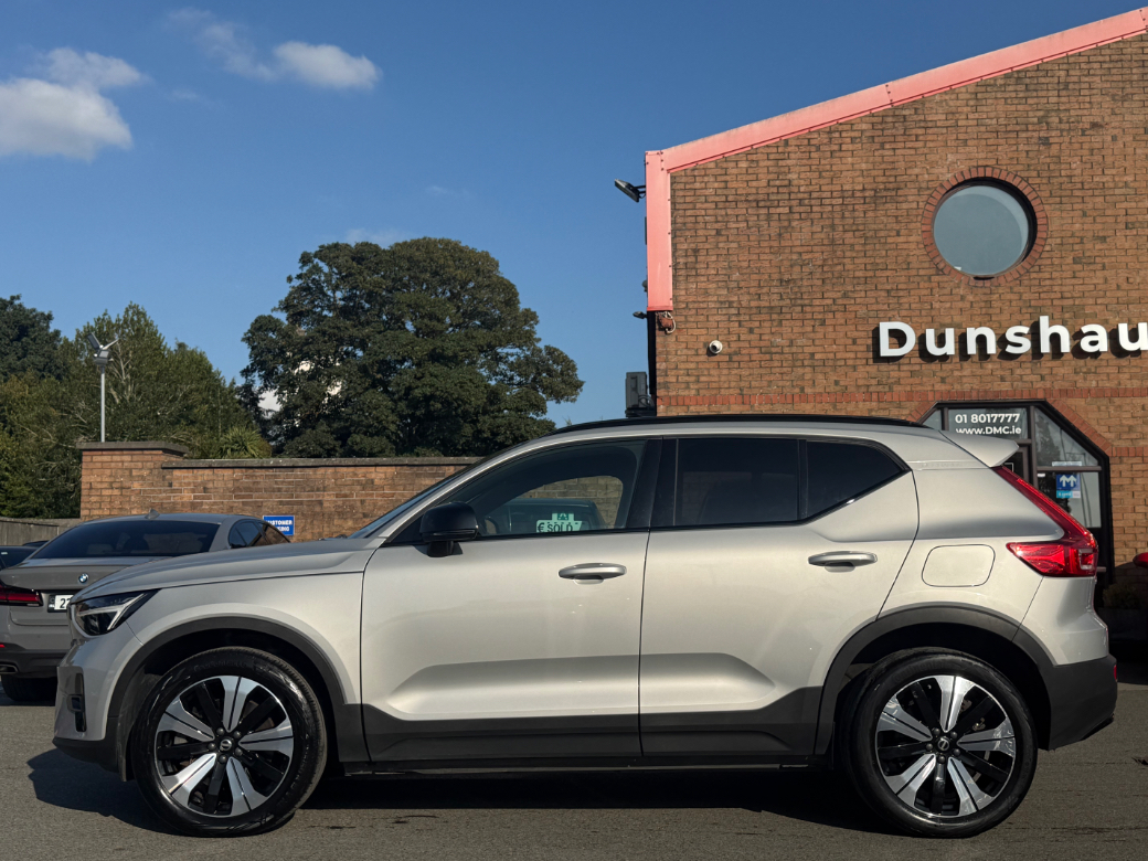 2022 Volvo XC40