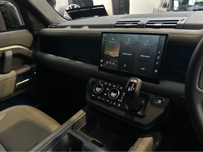 2025 Land Rover Defender