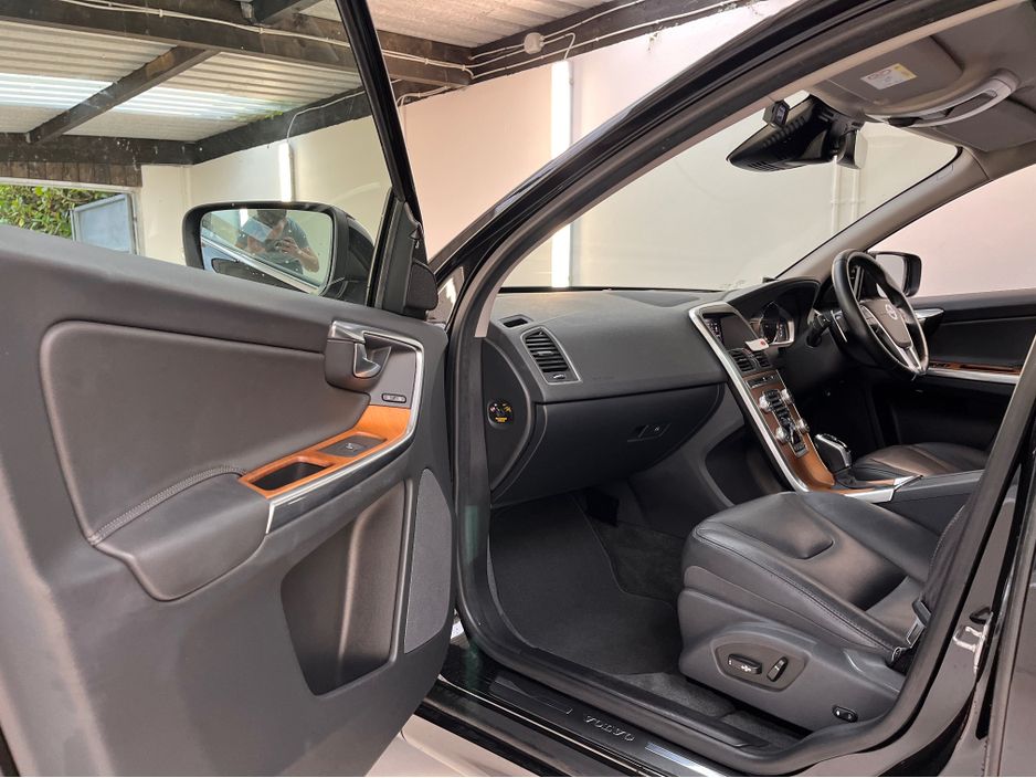 2017 Volvo XC60