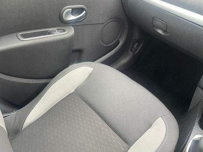 2011 Renault Clio