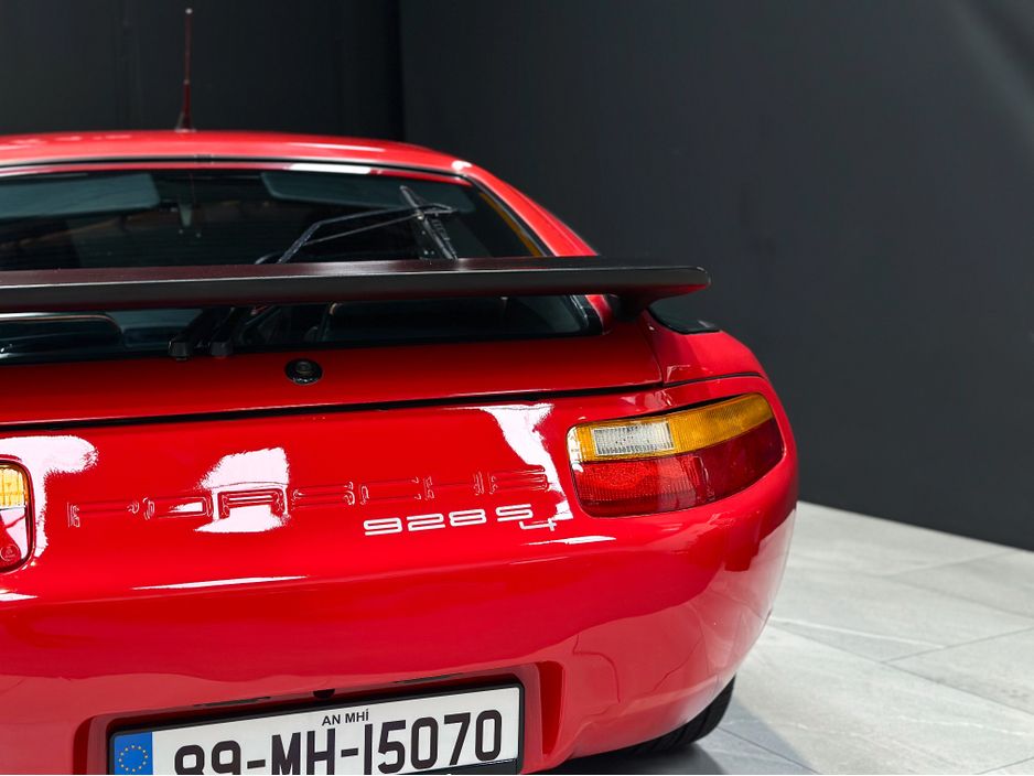 1989 Porsche 928