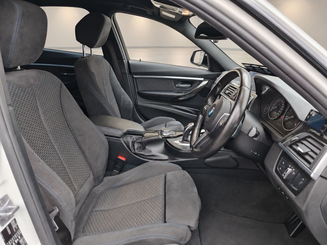 2018 BMW 320