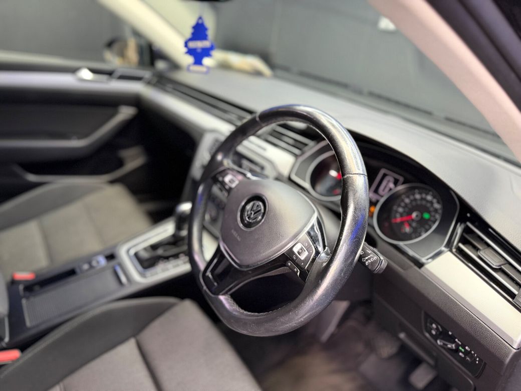 2016 Volkswagen Passat