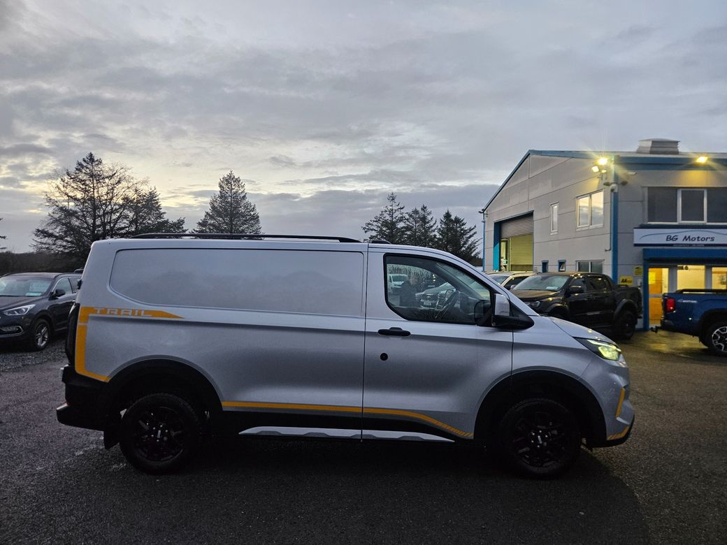 2025 Ford Transit Custom