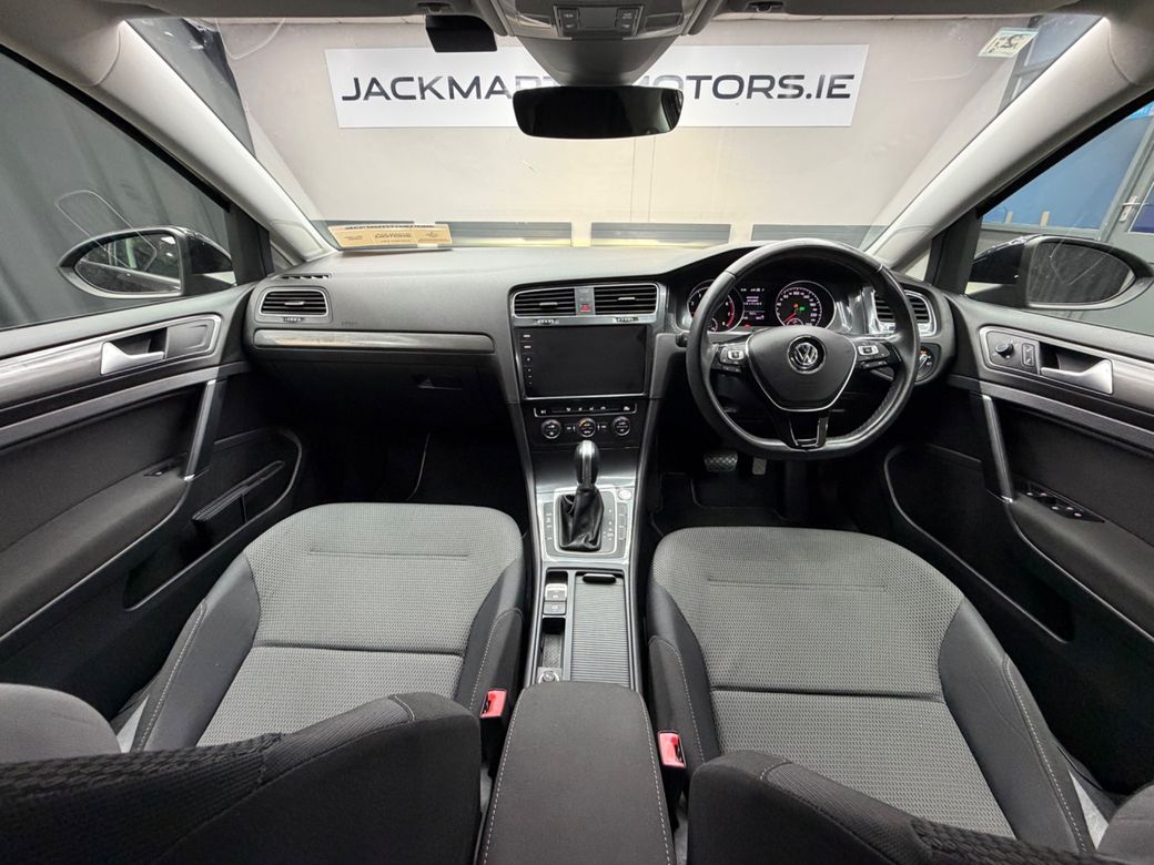 2017 Volkswagen Golf