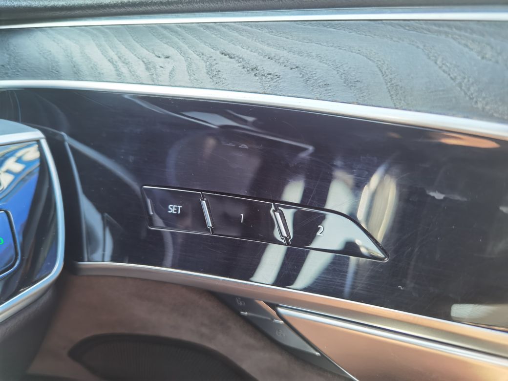 2018 Audi A8