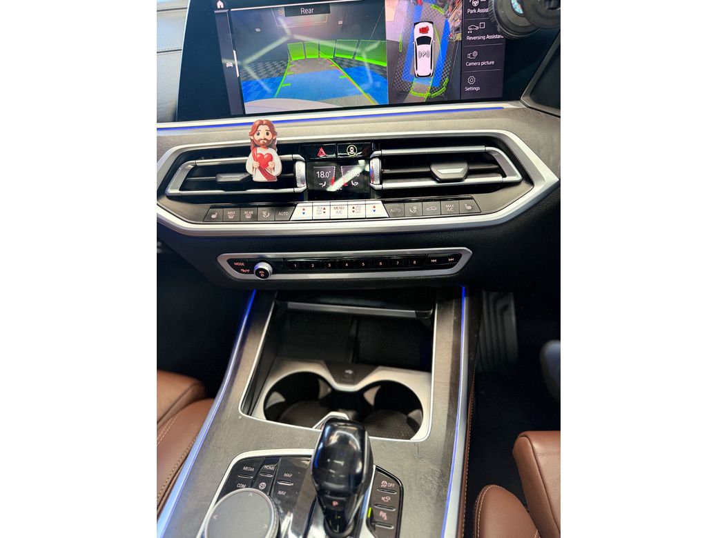 2021 BMW X7
