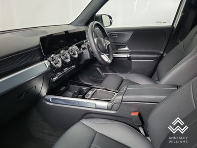 2025 Mercedes-Benz EQB