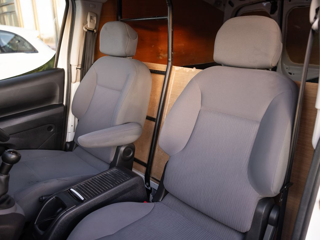 2014 Peugeot Partner