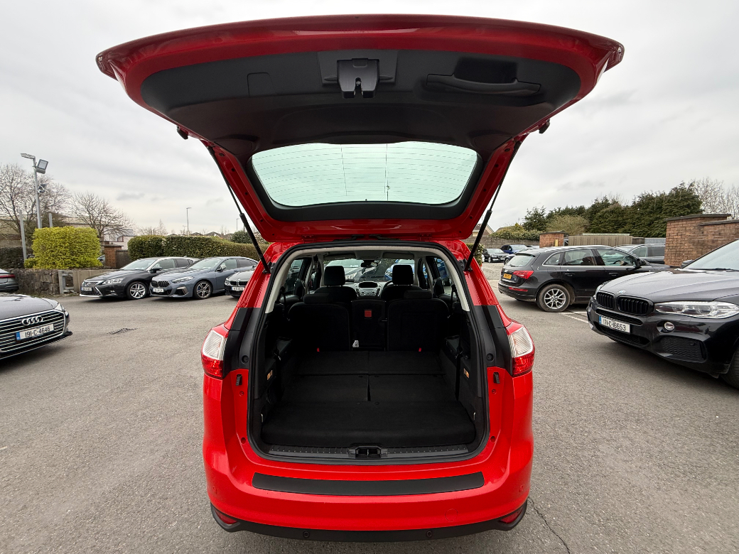 2018 Ford Grand C-Max