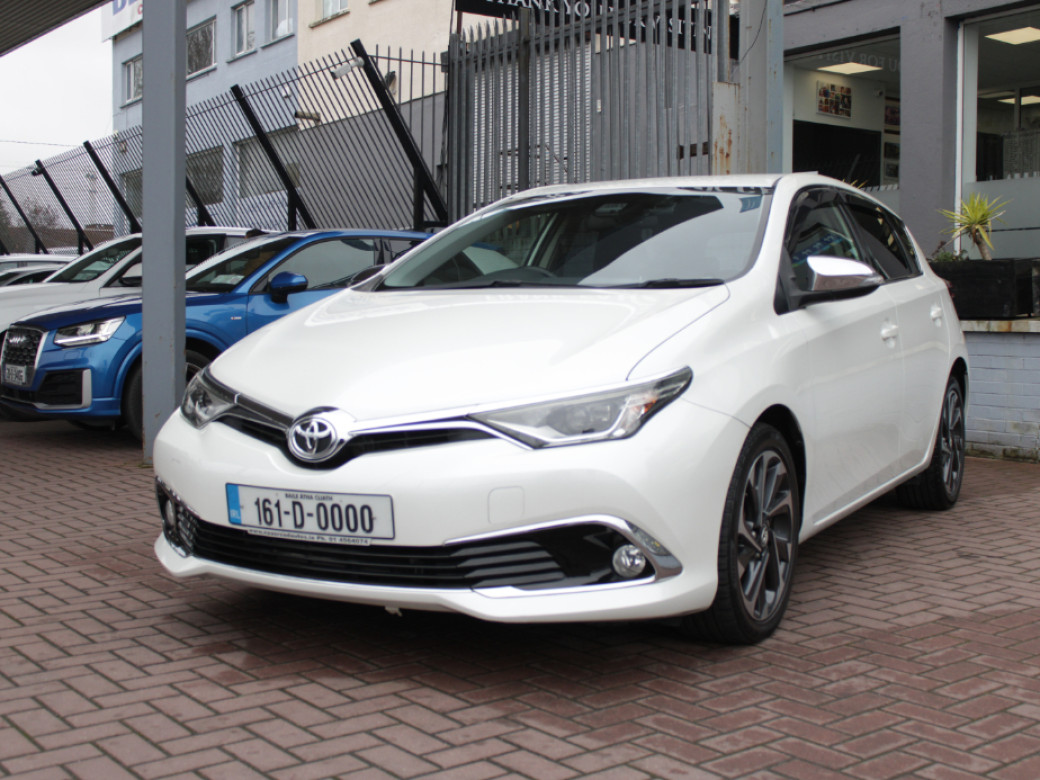 2016 Toyota Auris
