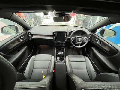 2022 Volvo XC40