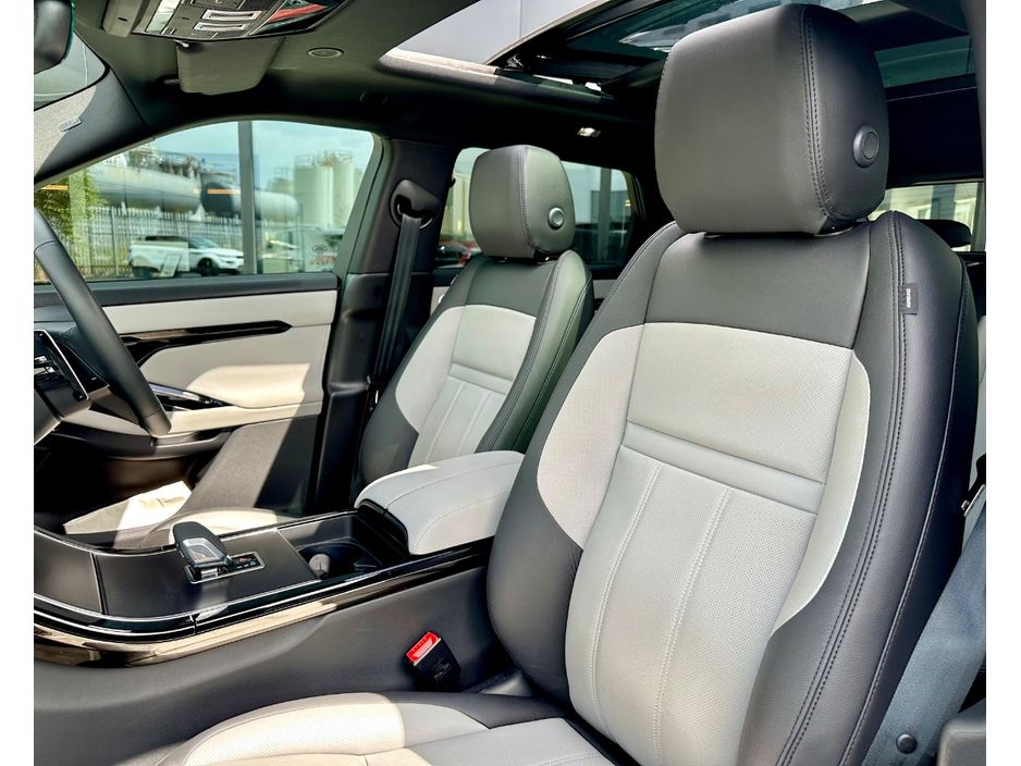 2026 Land Rover Range Rover Evoque