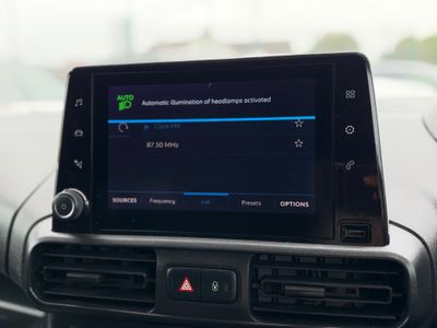 2021 Peugeot Partner