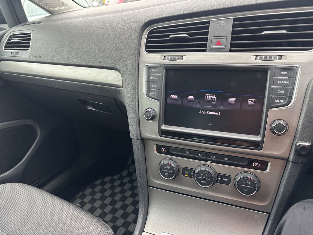 2016 Volkswagen Golf