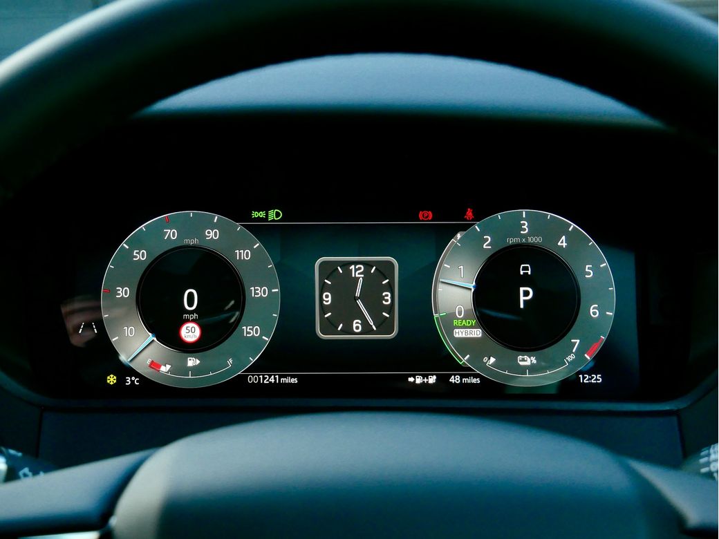 2025 Land Rover Range Rover Velar