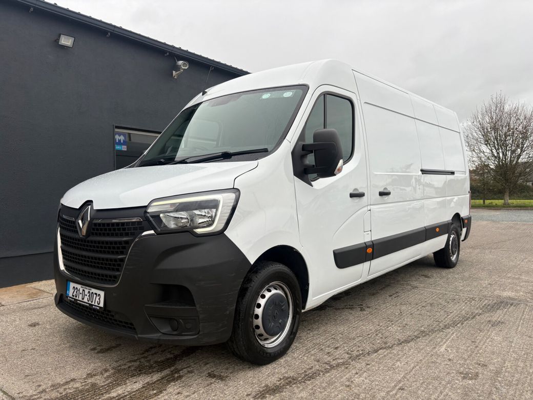 2023 Renault Master