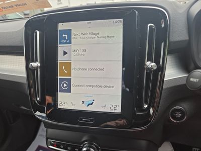 2023 Volvo XC40