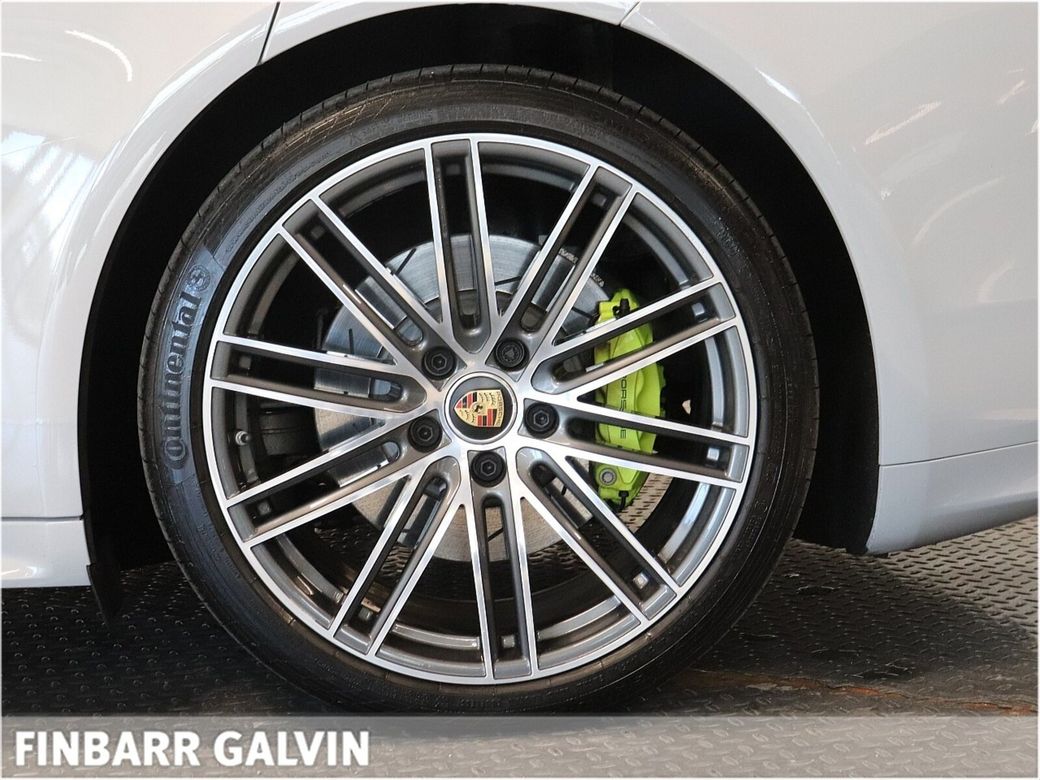 2023 Porsche Panamera