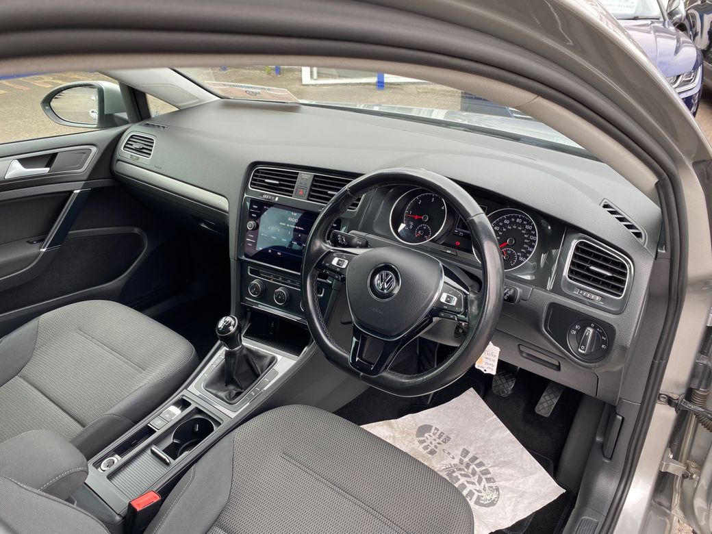 2019 Volkswagen Golf
