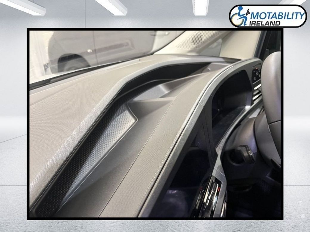 2025 Volkswagen Caddy Maxi Life