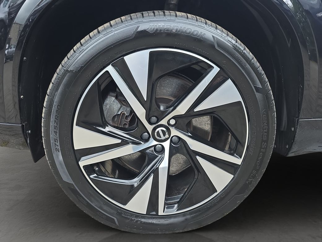 2022 Volvo XC90