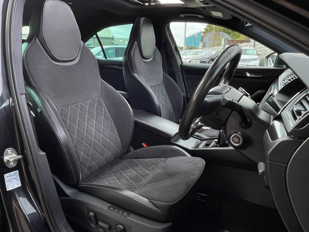 2022 Skoda Superb