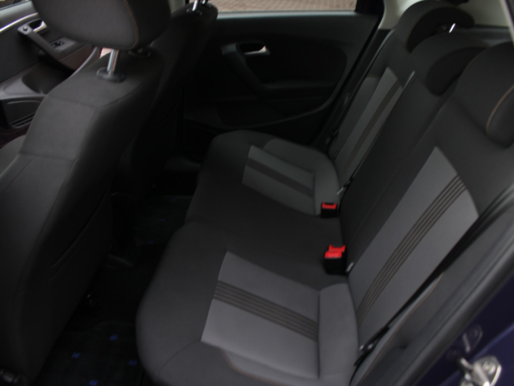 2016 Volkswagen Polo