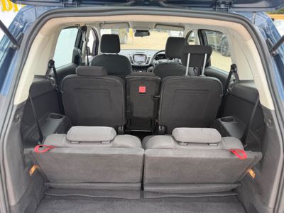 2019 Ford Grand C-Max