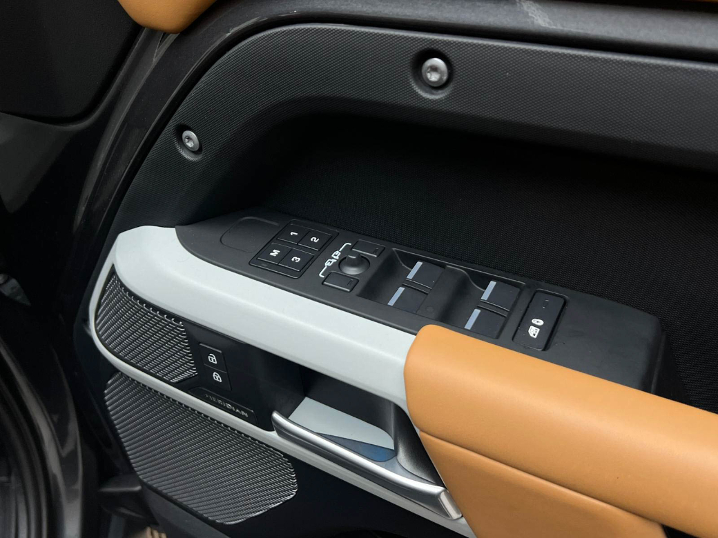 2024 Land Rover Defender