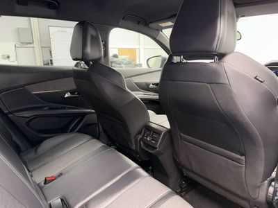 2023 Peugeot 3008