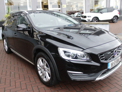 2016 Volvo V60 Cross Country