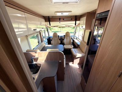 2018 BURSTNER  LYSEO I743G AUTO R.H.D Q/B 