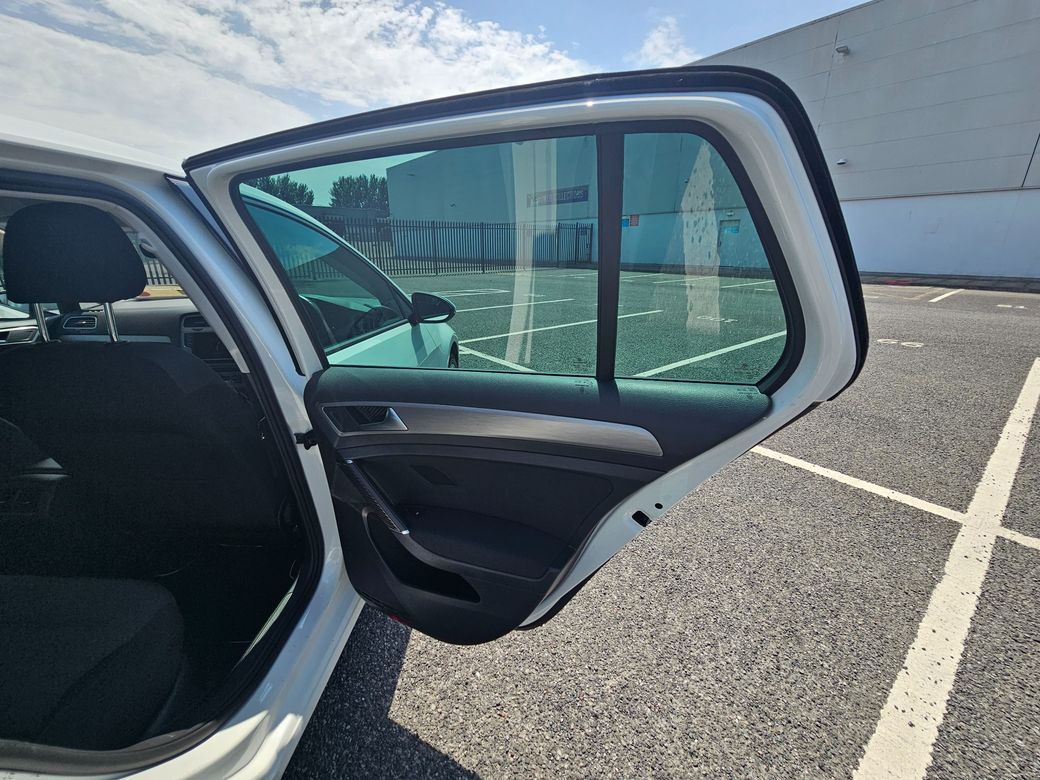 2017 Volkswagen Golf