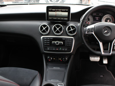 2014 Mercedes-Benz A 180