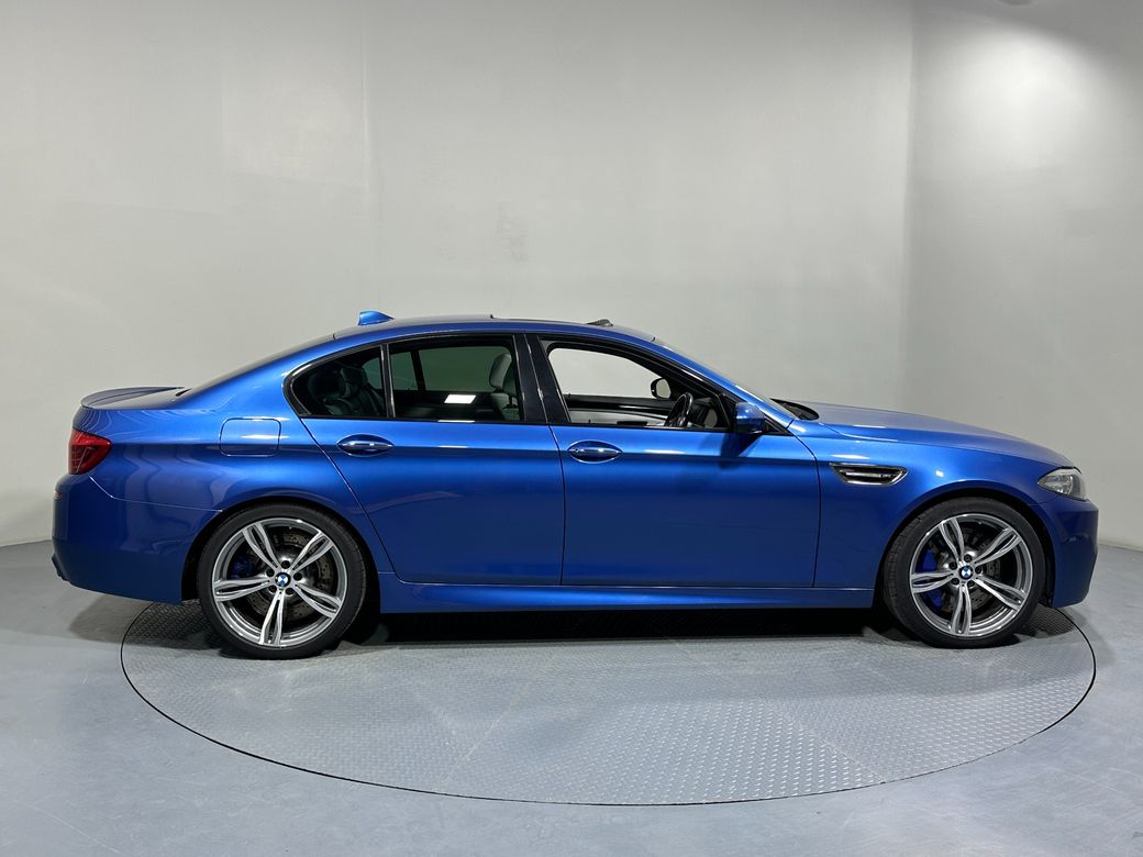 2013 BMW M5