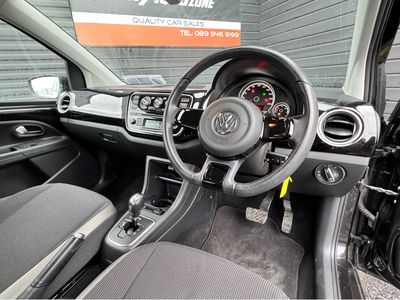 2014 Volkswagen up!