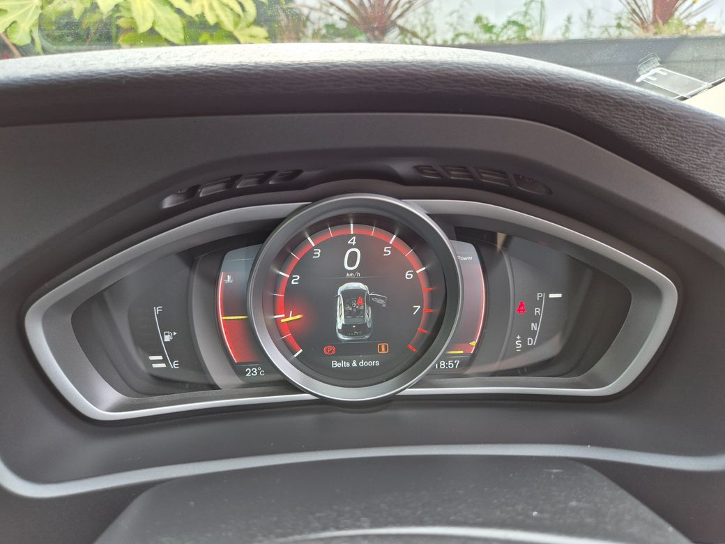 2018 Volvo V40