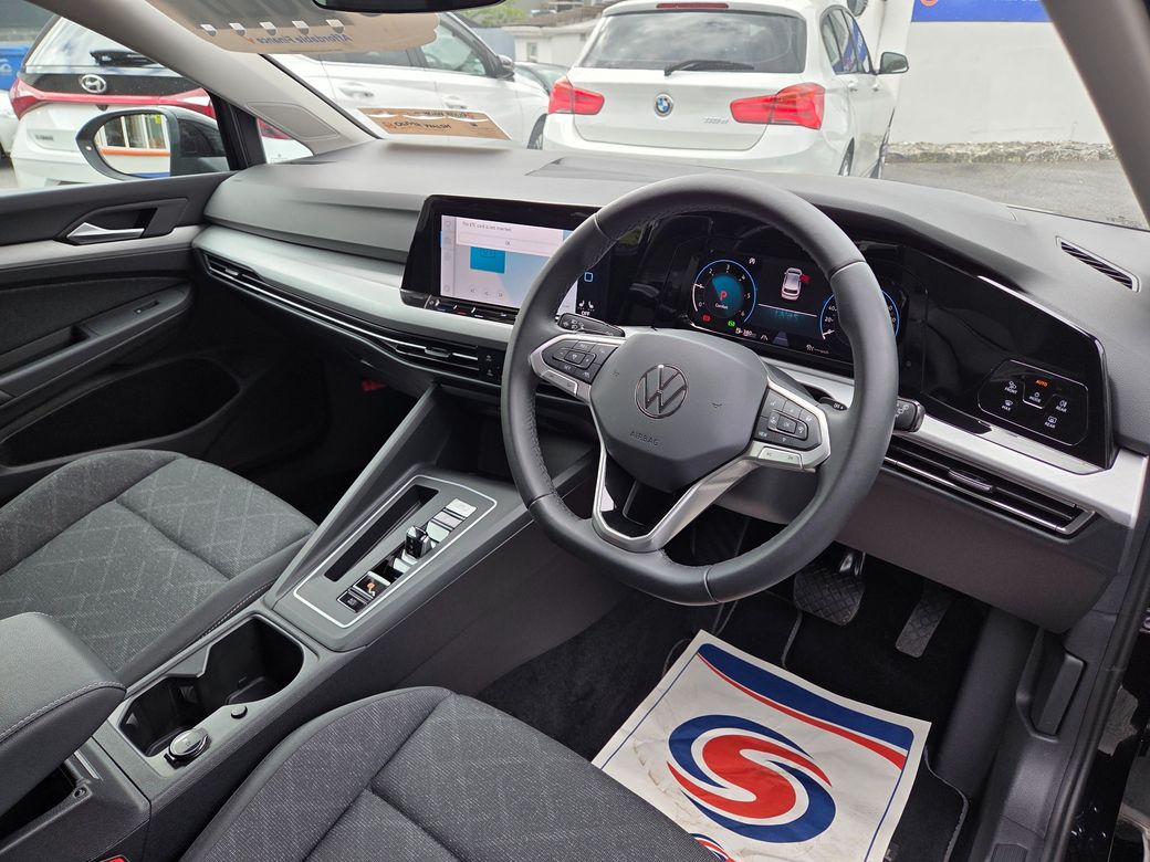 2024 Volkswagen Golf