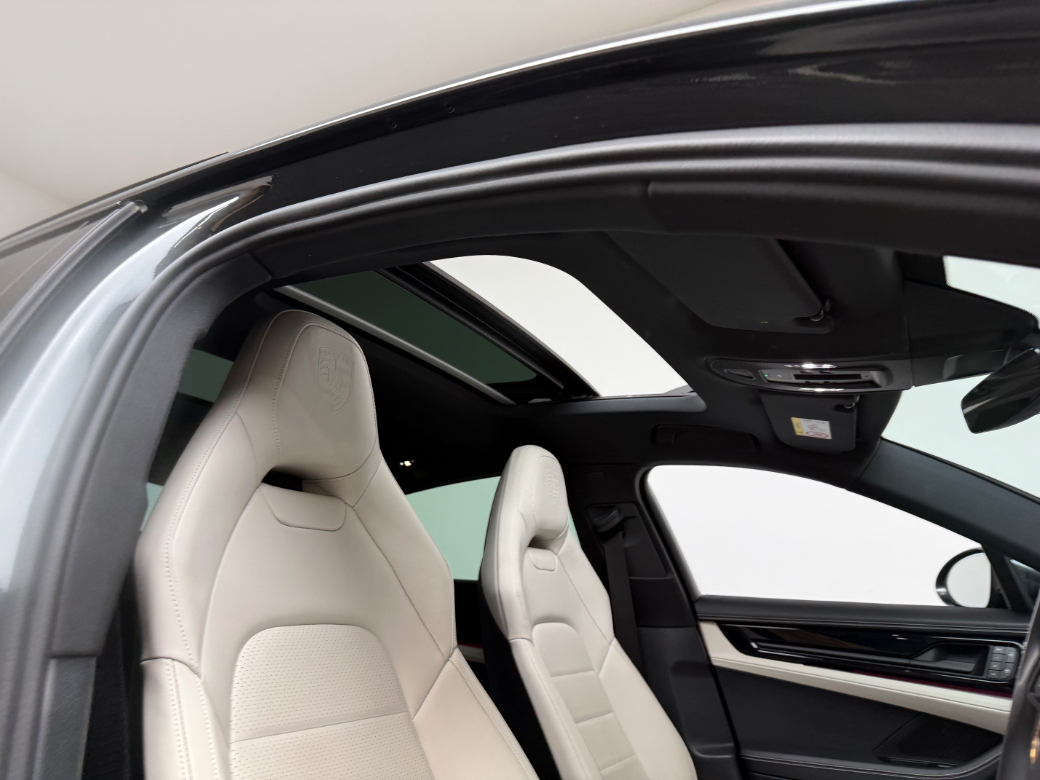 2025 Porsche Panamera