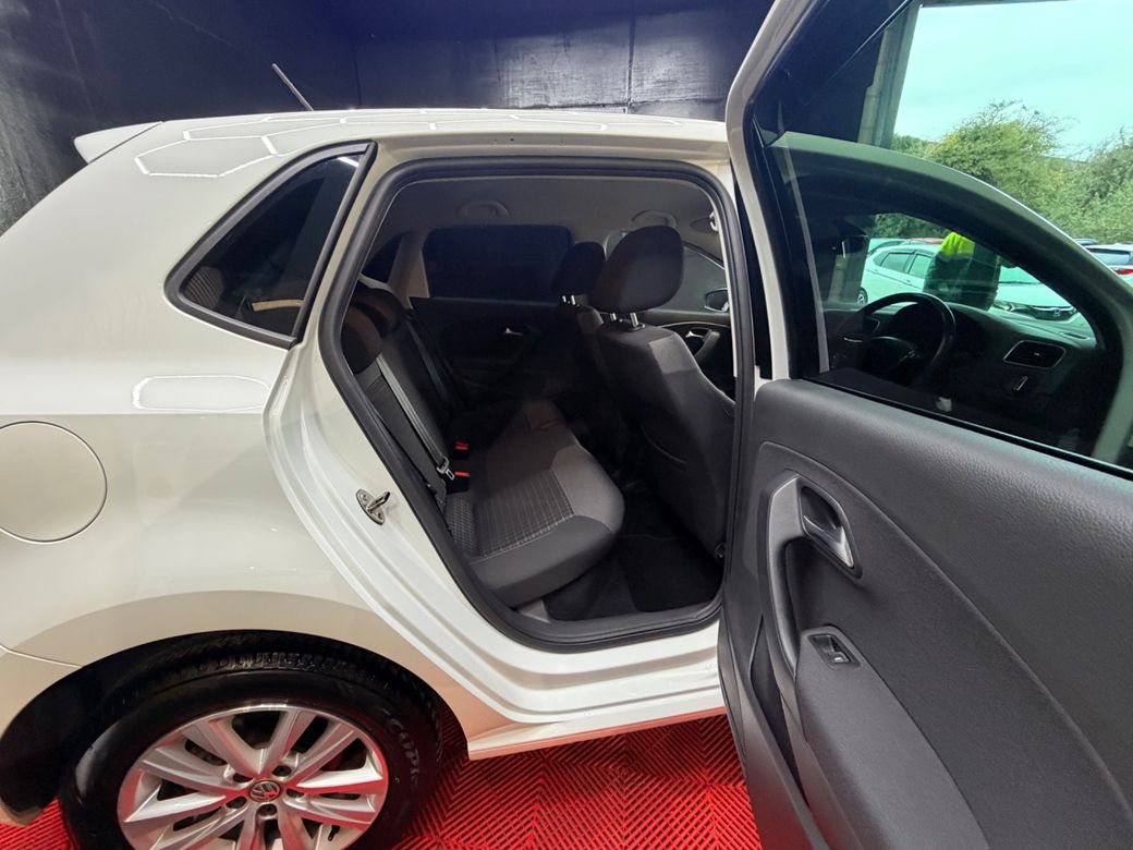 2017 Volkswagen Polo