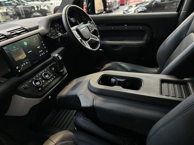 2025 Land Rover Defender